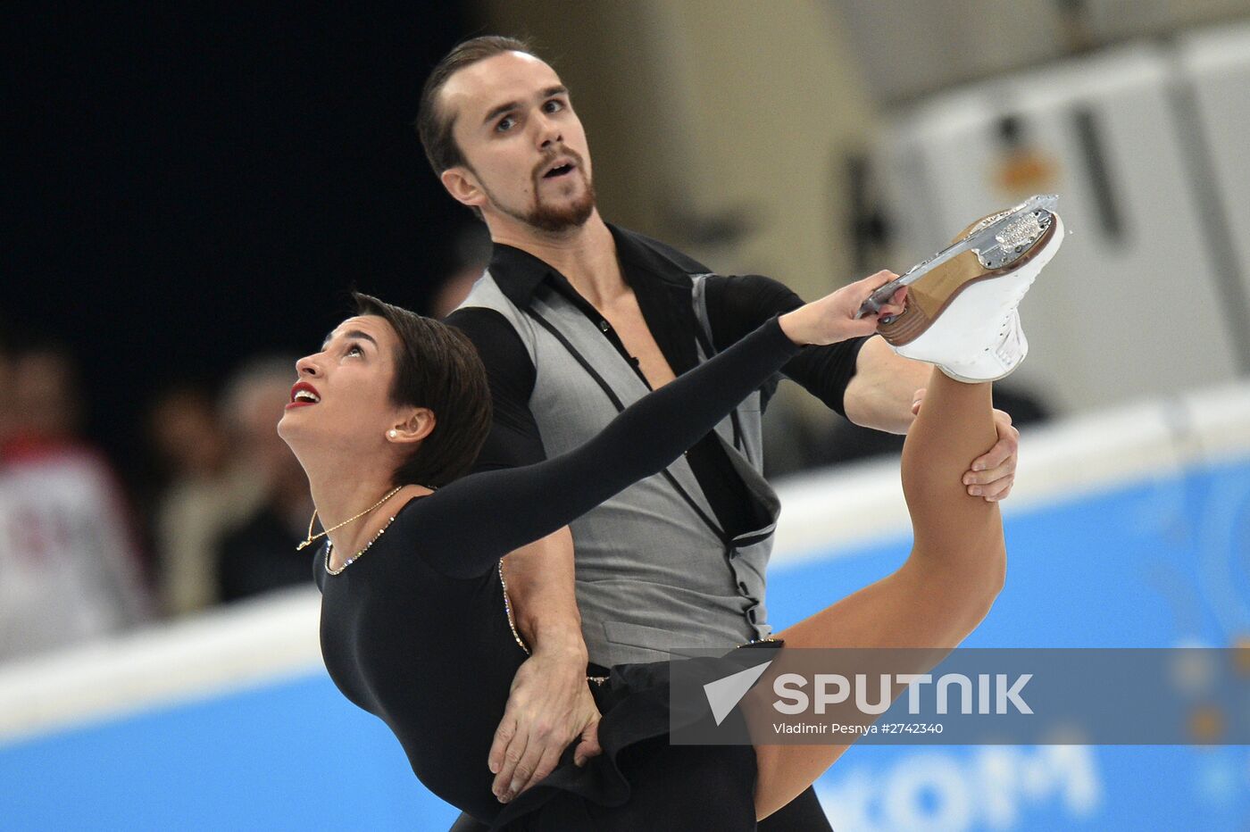 ISU Grand Prix of Figure Skating. 5th Stage. Pairs. Short program