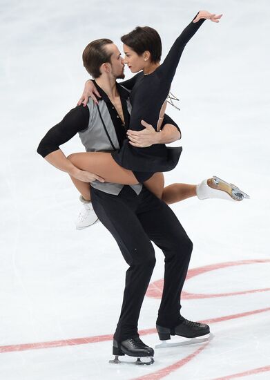 ISU Grand Prix of Figure Skating. 5th Stage. Pairs. Short program