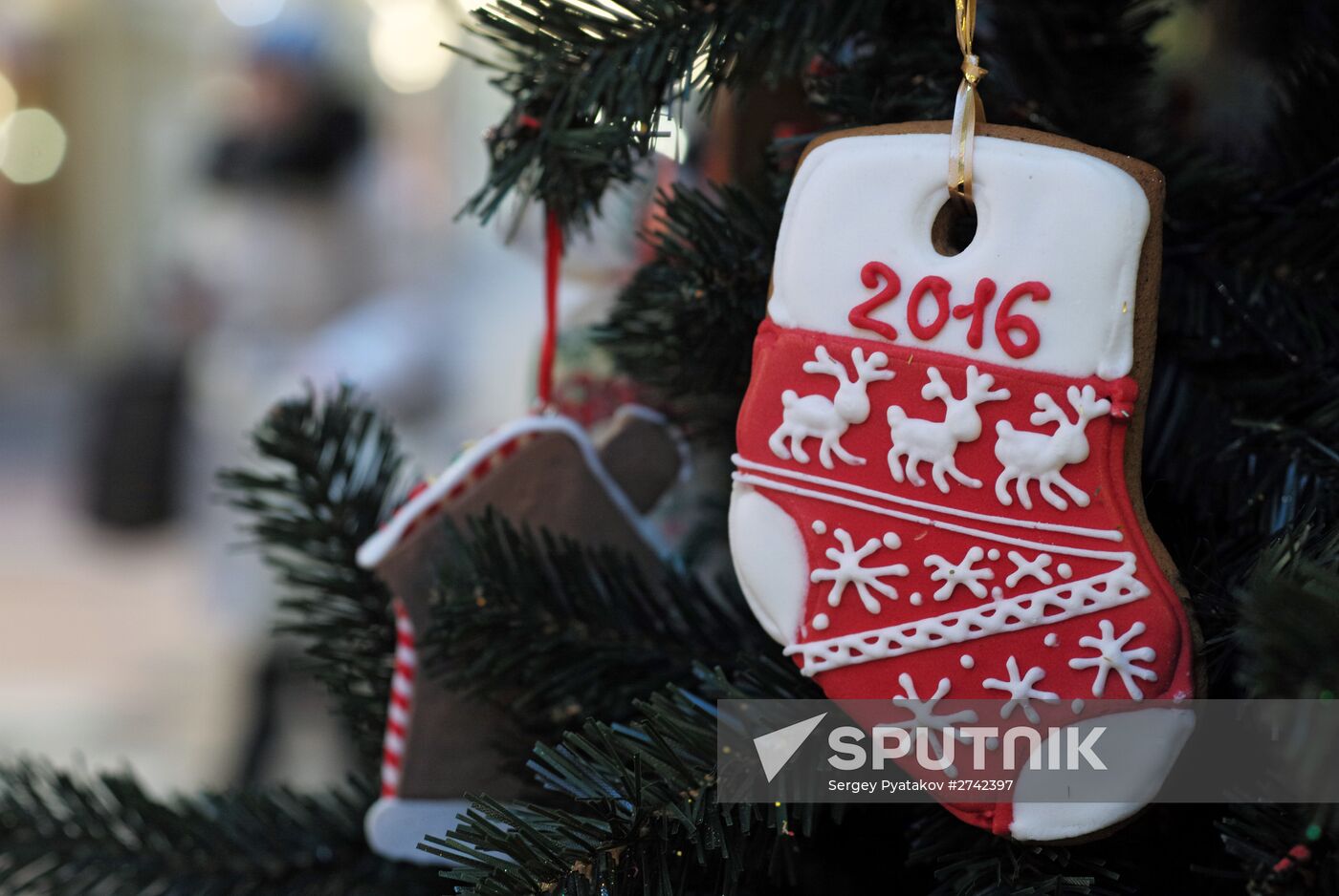 Main Department Store decorated for Christmas
