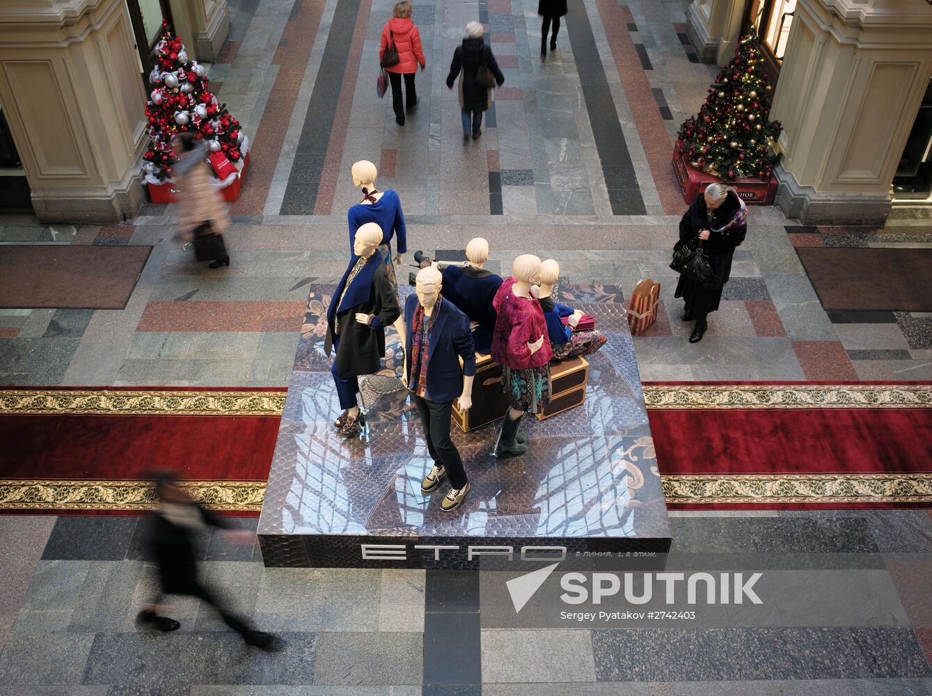 Main Department Store decorated for Christmas
