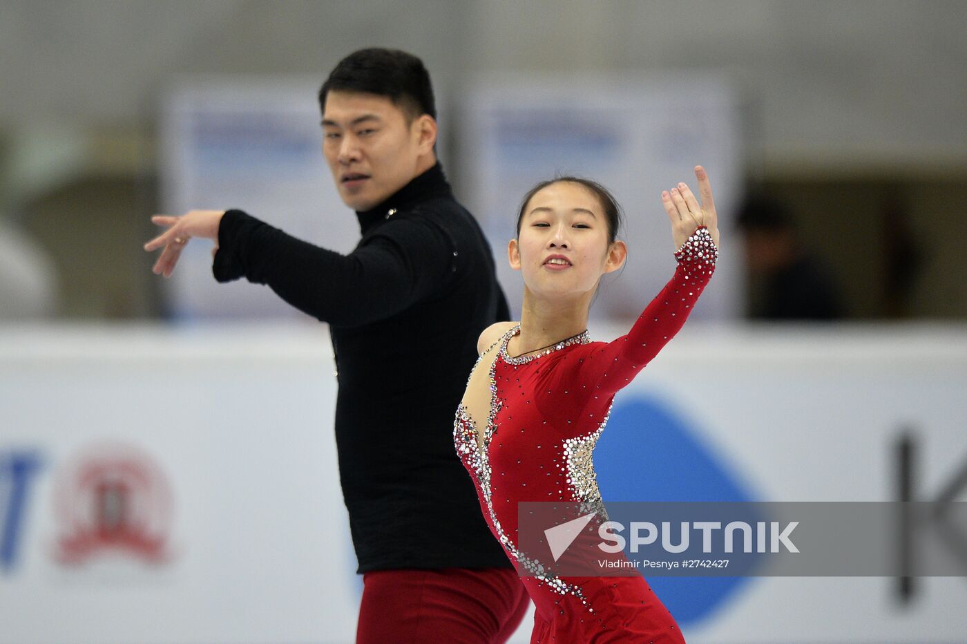 ISU Grand Prix of Figure Skating. 5th Stage. Pairs. Short program