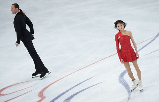 ISU Grand Prix of Figure Skating. 5th Stage. Pairs. Short program