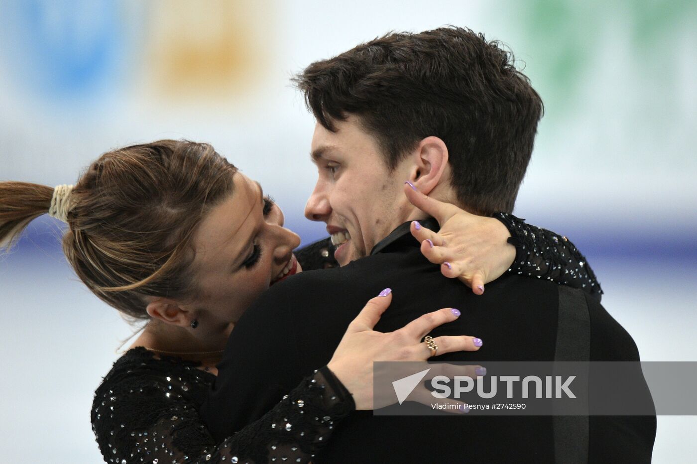 ISU Grand Prix of Figure Skating. 5th Stage. Pairs. Short program