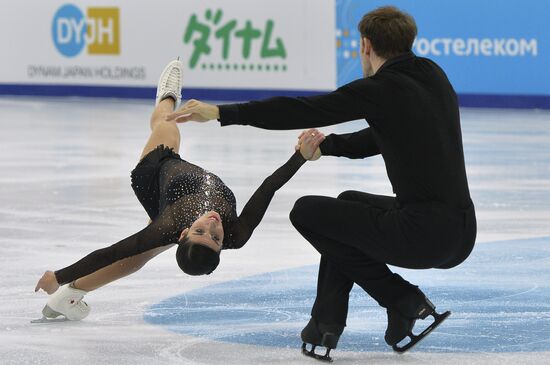 ISU Grand Prix of Figure Skating. 5th Stage. Pairs. Short program