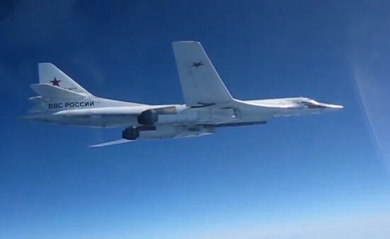 Russian Air Force's long-range aircraft hit ISIS targets in Syria