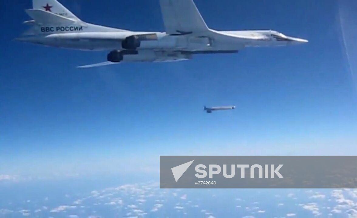 Russian Air Force's long-range aircraft hit ISIS targets in Syria