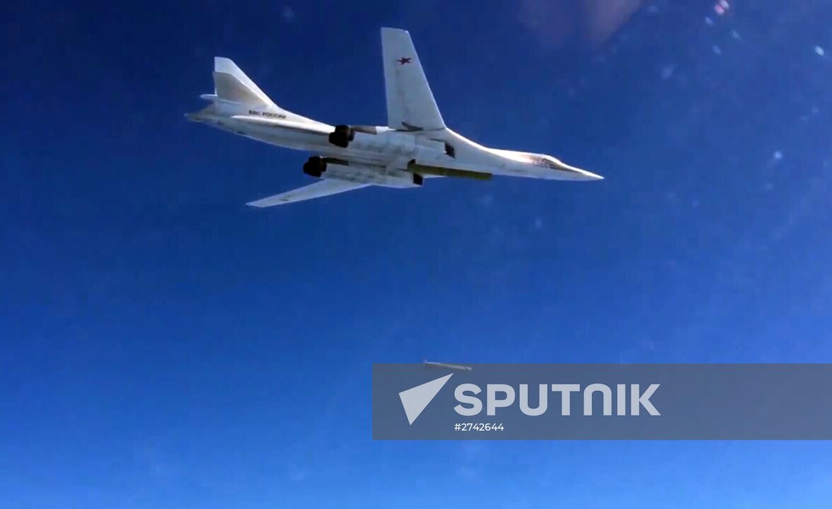 Russian Air Force's long-range aircraft hit ISIS targets in Syria