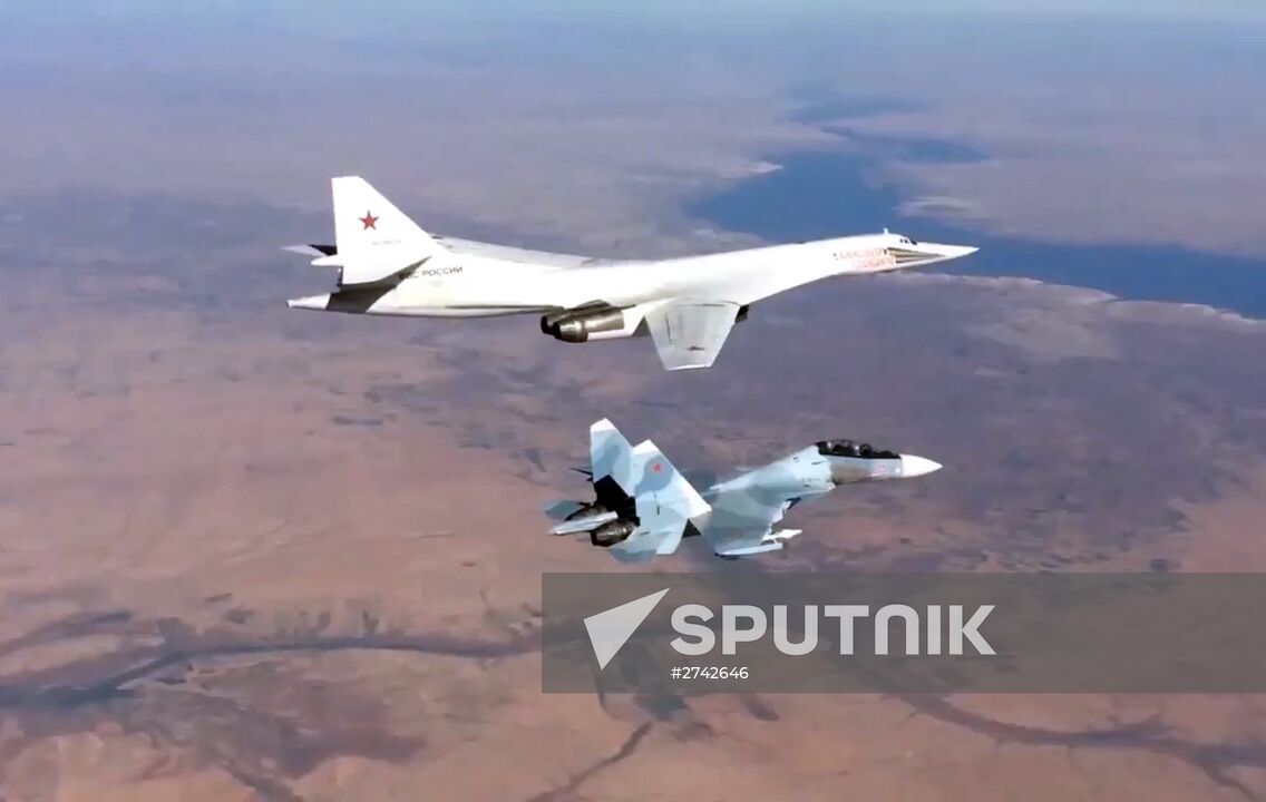 Russian Air Force's long-range aircraft hit ISIS targets in Syria