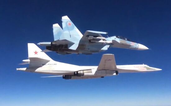 Russian Air Force's long-range aircraft hit ISIS targets in Syria