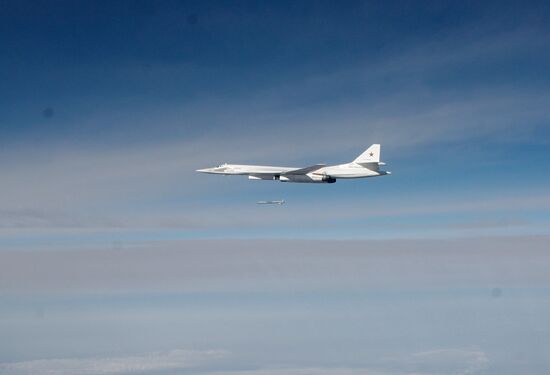 Russian Air Force's long-range aircraft hit ISIS targets in Syria