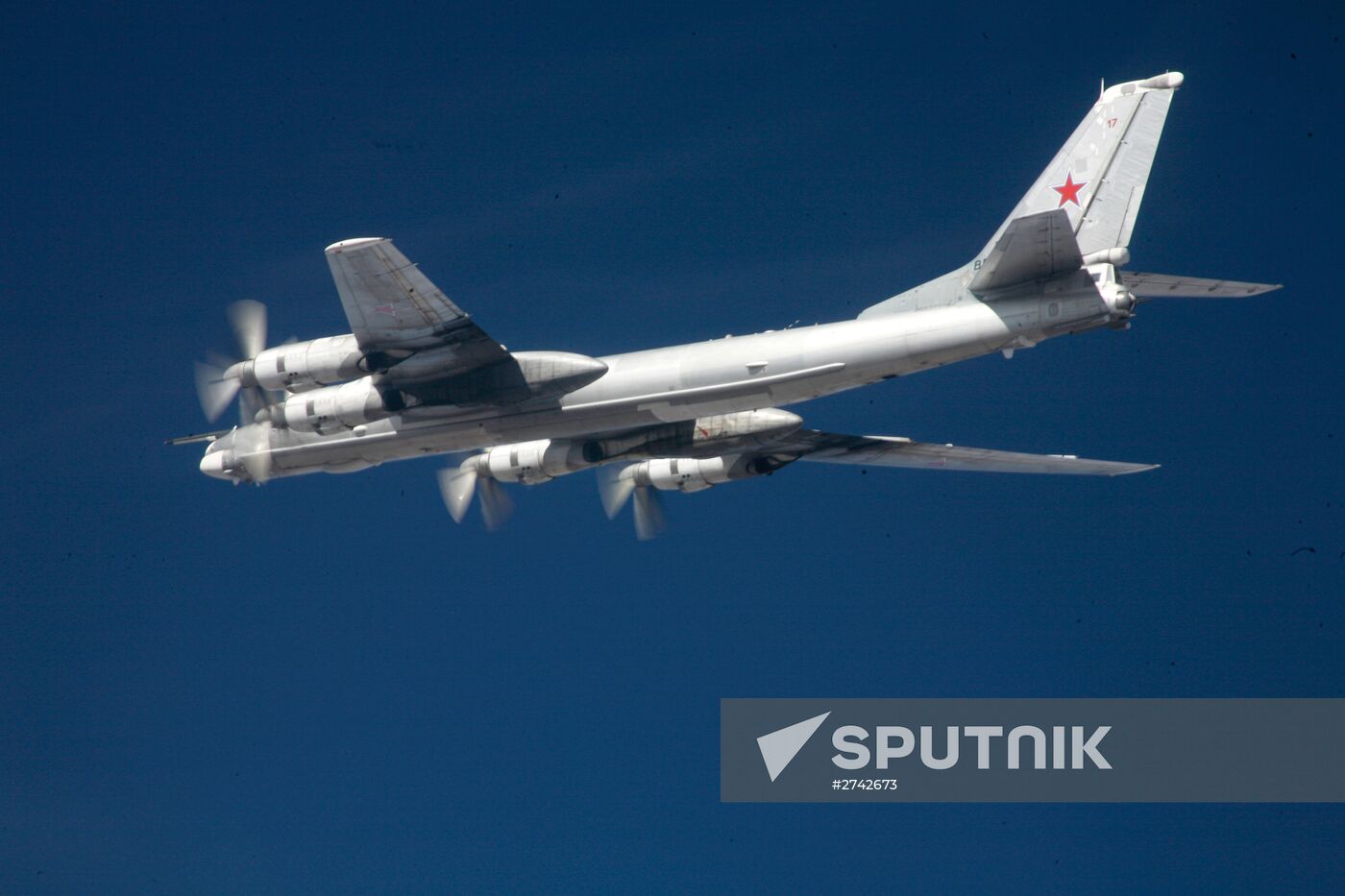 Russian Air Force's long-range aircraft hit ISIS targets in Syria