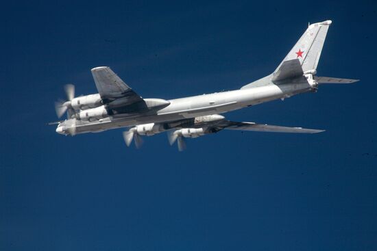 Russian Air Force's long-range aircraft hit ISIS targets in Syria