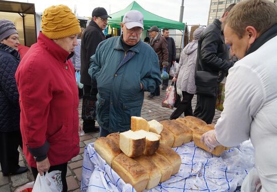 Local farmer fair