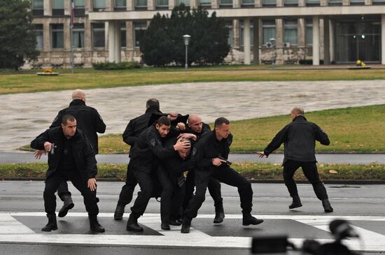 Anti-terrorism units of Serbia's Internal Ministry, Defense Ministry and special services stage exercise