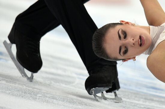 ISU Grand Prix of Figure Skating. Rostelecom Cup. Pairs. Free skating