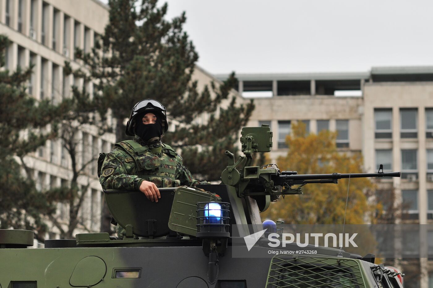 Anti-terrorism units of Serbia's Internal Ministry, Defense Ministry and special services stage exercise