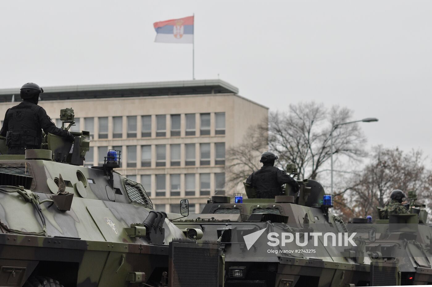 Anti-terrorism units of Serbia's Internal Ministry, Defense Ministry and special services stage exercise