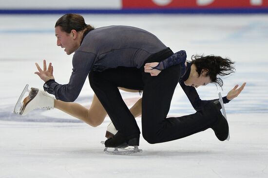 ISU Grand Prix of Figure Skating. Rostelecom Cup. Pairs. Free skating