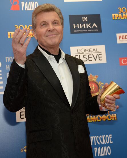 Anniversary show: Russian Radio. 20 years. Legendary Hits of the Golden Gramophone