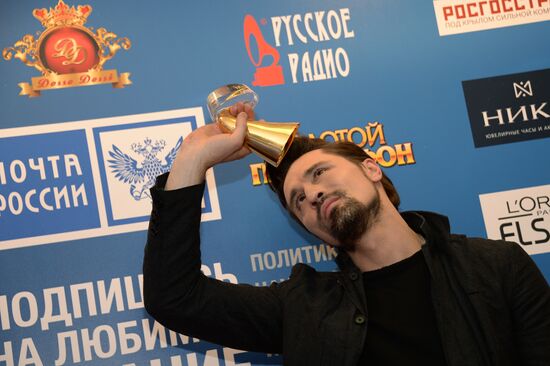 Anniversary show: Russian Radio. 20 years. Legendary Hits of the Golden Gramophone