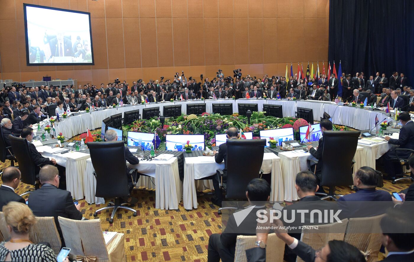 Prime Minister Dmitry Medvedev takes part in 10th East Asia Summit in Malaysia
