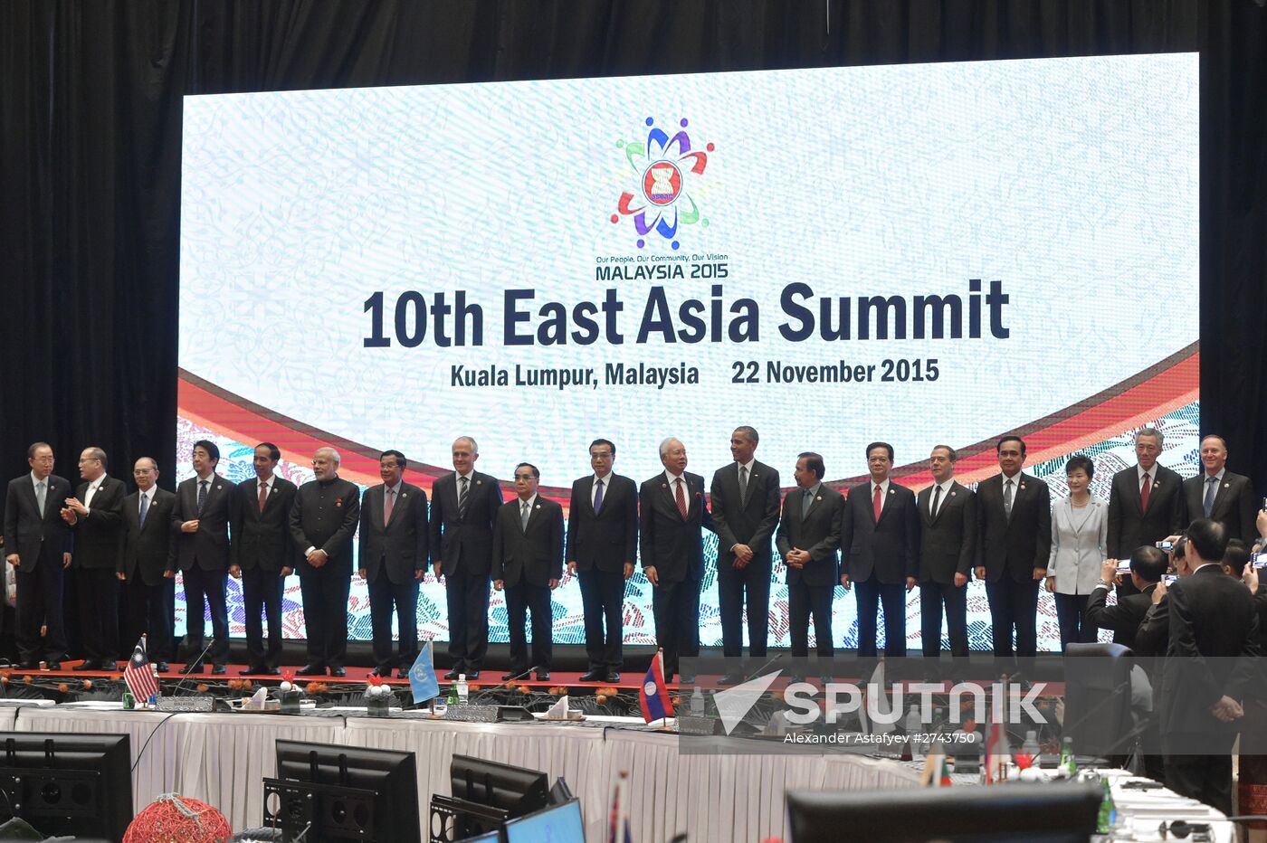 Prime Minister Dmitry Medvedev takes part in 10th East Asia Summit in Malaysia