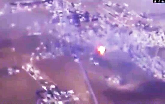 Russian airstrikes destroy ISIS targets in Syria
