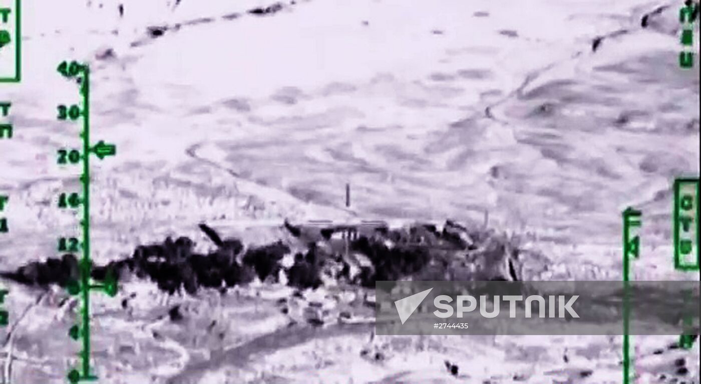 Russian airstrikes destroy ISIS targets in Syria