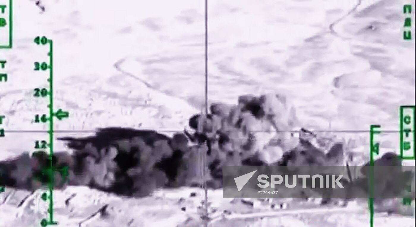 Russian airstrikes destroy ISIS targets in Syria