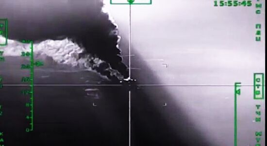 Russian airstrikes destroy ISIS targets in Syria