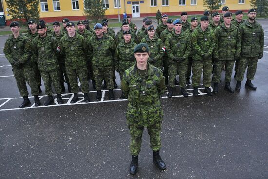 U.S. instructors start training Ukrainian soldiers near Lviv