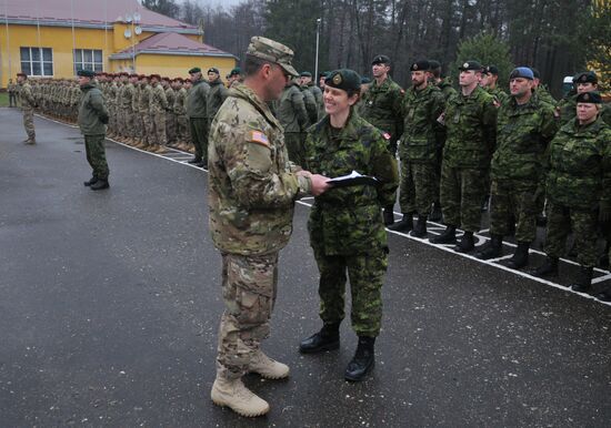 U.S. instructors start training Ukrainian soldiers near Lviv