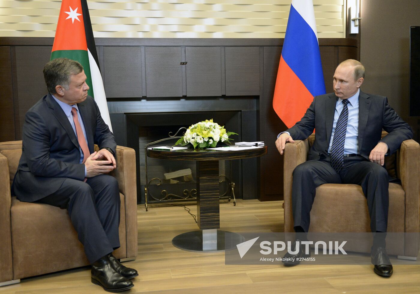 Russian President Vladimir Putin meets with King Abdullah II of Jordan