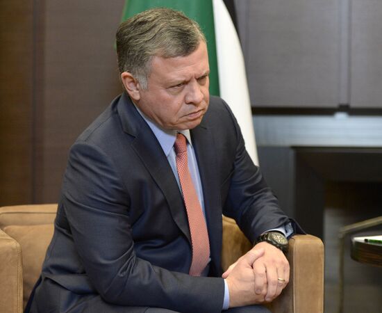 Russian President Vladimir Putin meets with King Abdullah II of Jordan