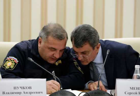Crimean Cabinet holds meeting