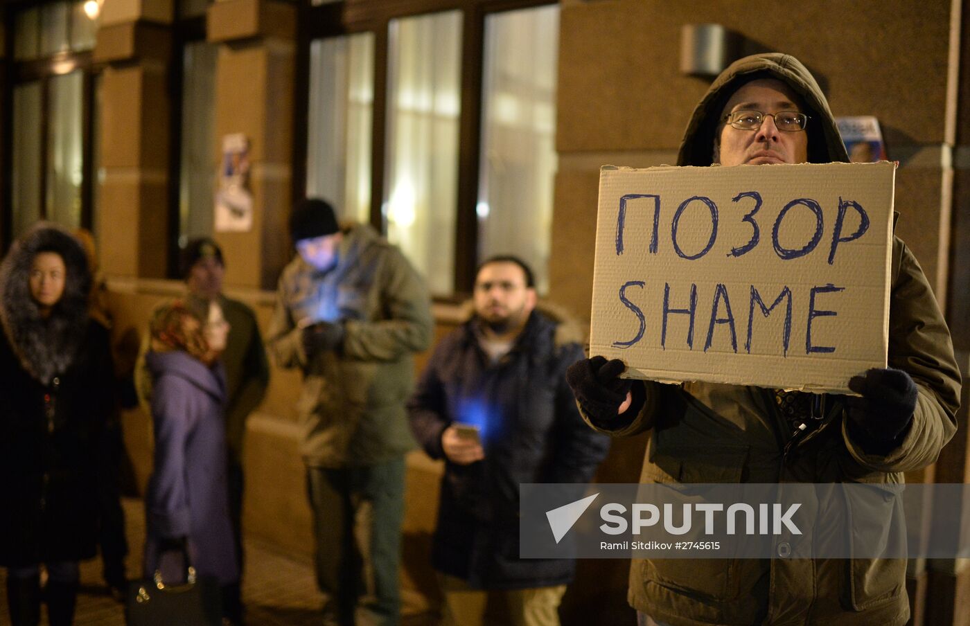 Protests outside Turkey's Embassy in Moscow