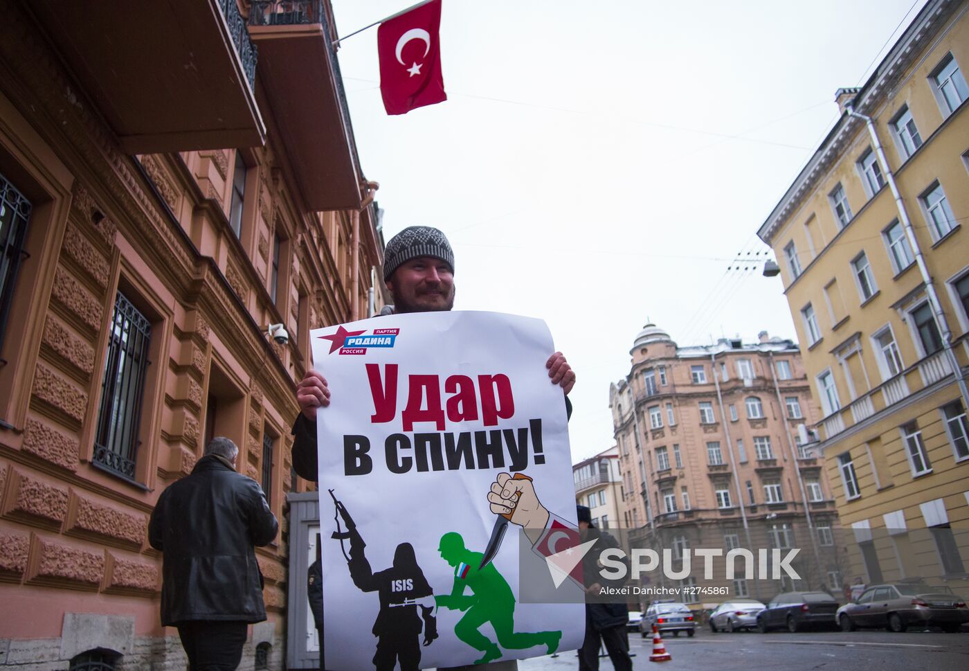 Protests in Russia against Turkish Air Forces' actions