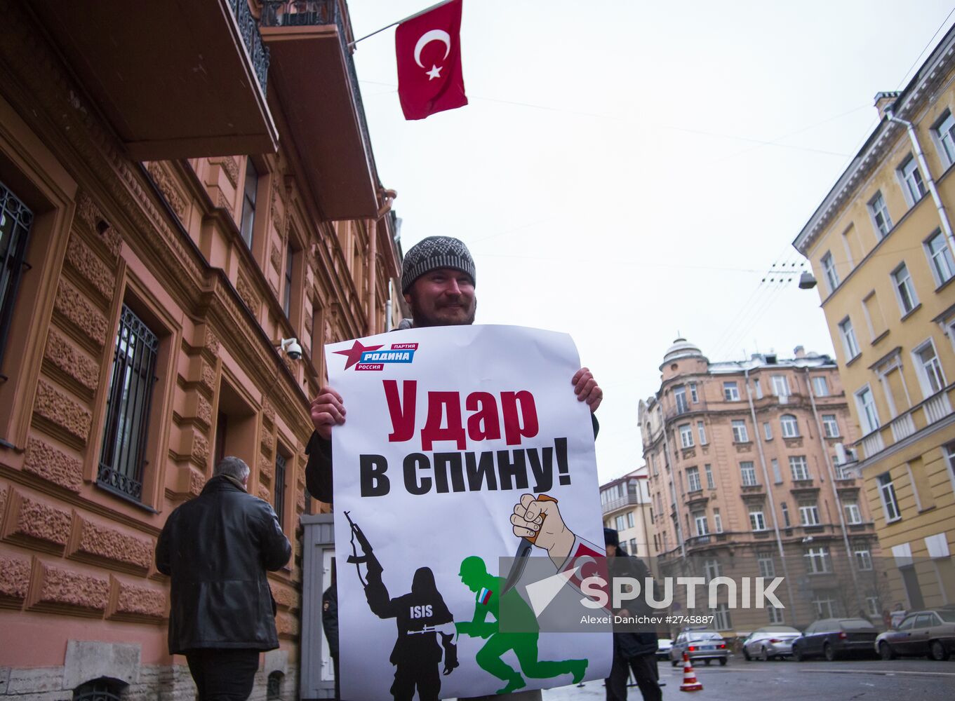 Protests in Russia against Turkish Air Forces' actions