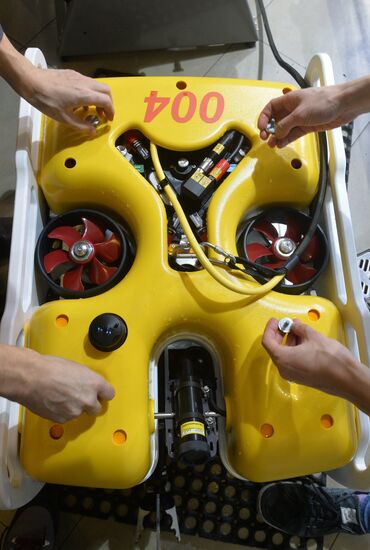 Marlin-350 remote controlled unmanned submersible is tested