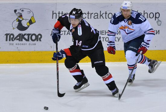 Kontinental Hockey League. Traktor vs. Metallurg Magnitogorsk