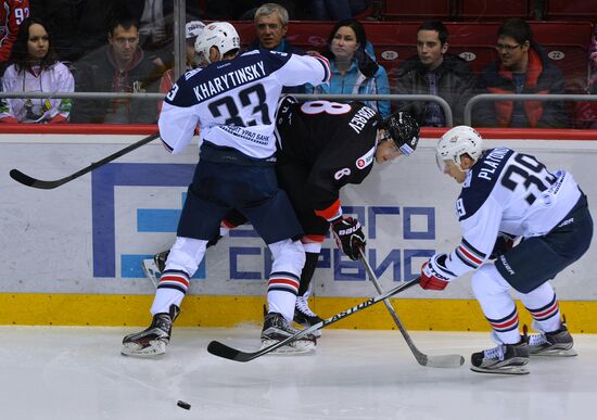 Kontinental Hockey League. Traktor vs. Metallurg Magnitogorsk