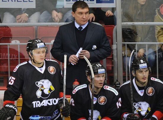 Kontinental Hockey League. Traktor vs. Metallurg Magnitogorsk
