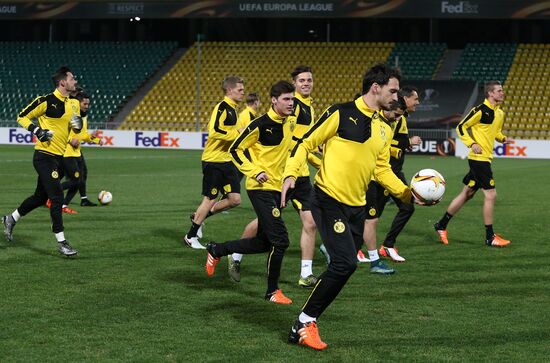 UEFA Europa League. FC Borussia Dortmund holds training session