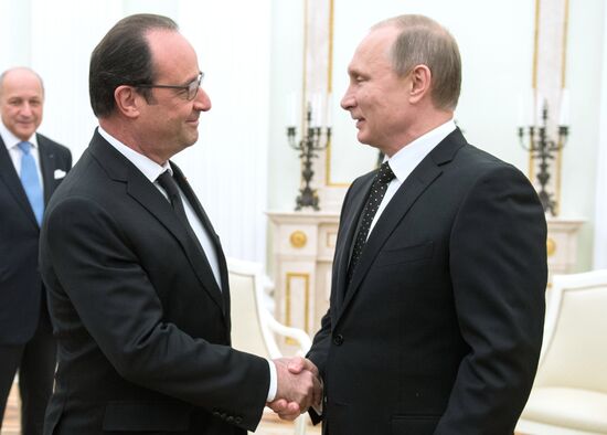 President Putin meets with French President François Hollande