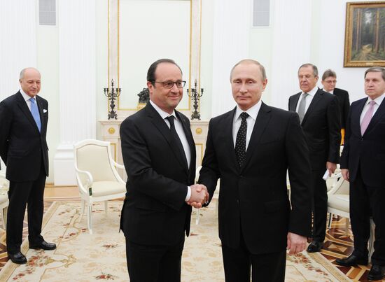 President Putin meets with French President François Hollande