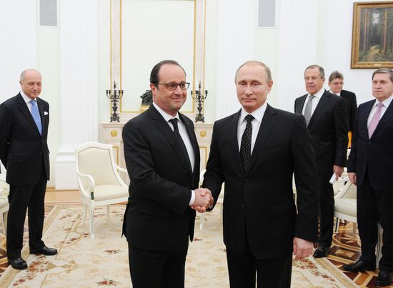 President Putin meets with French President François Hollande