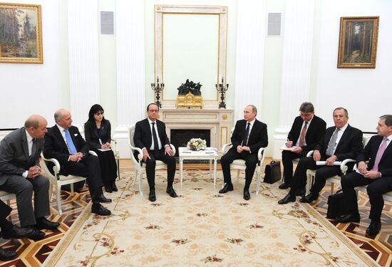 President Putin meets with French President François Hollande