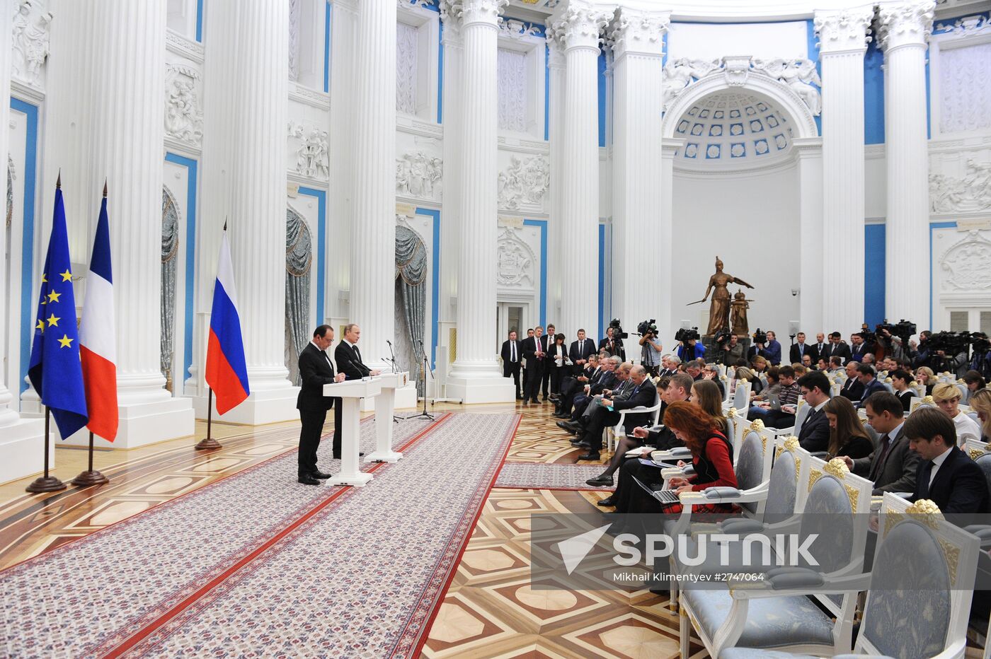 President Putin meets with French President François Hollande