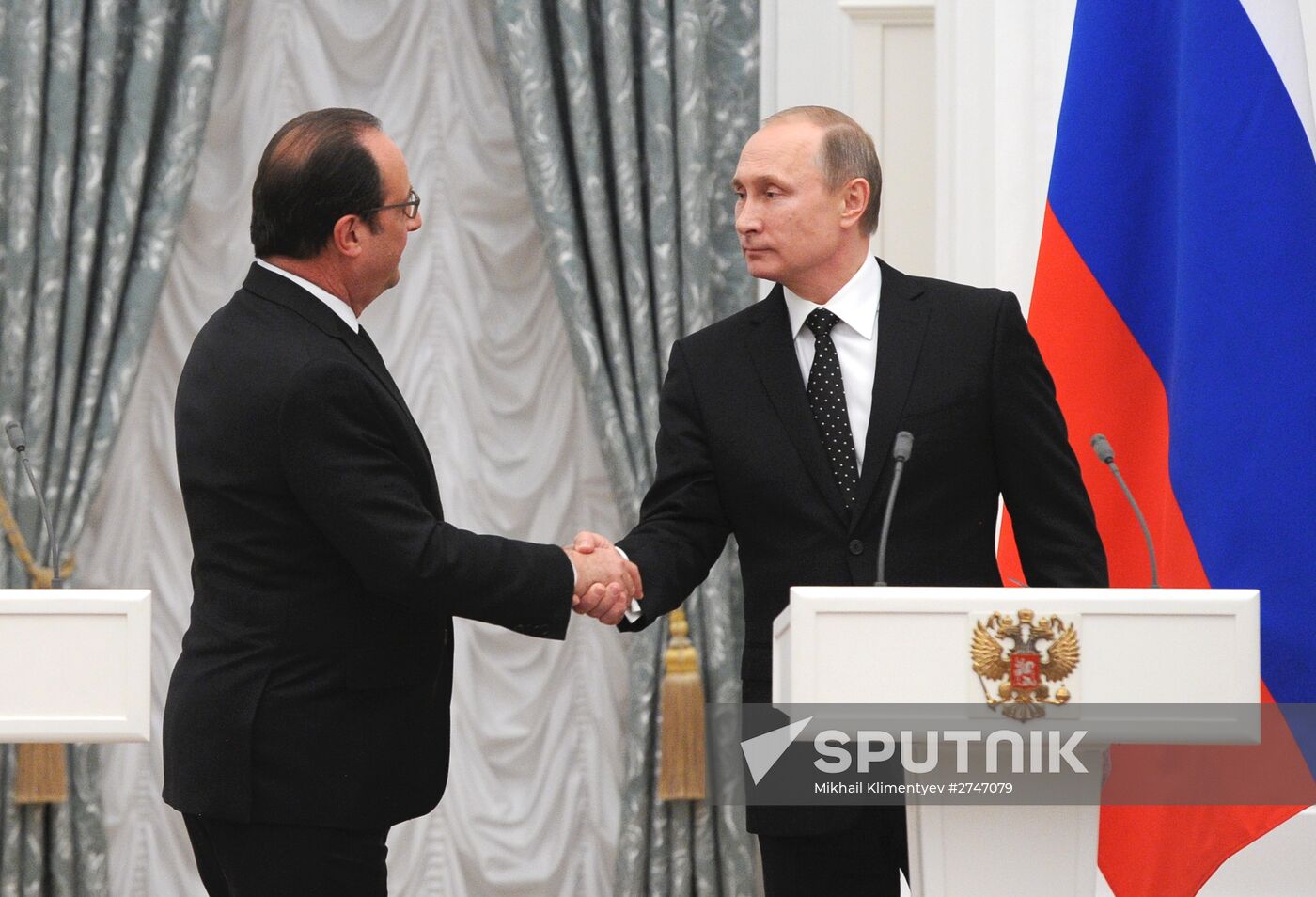 President Putin meets with French President François Hollande