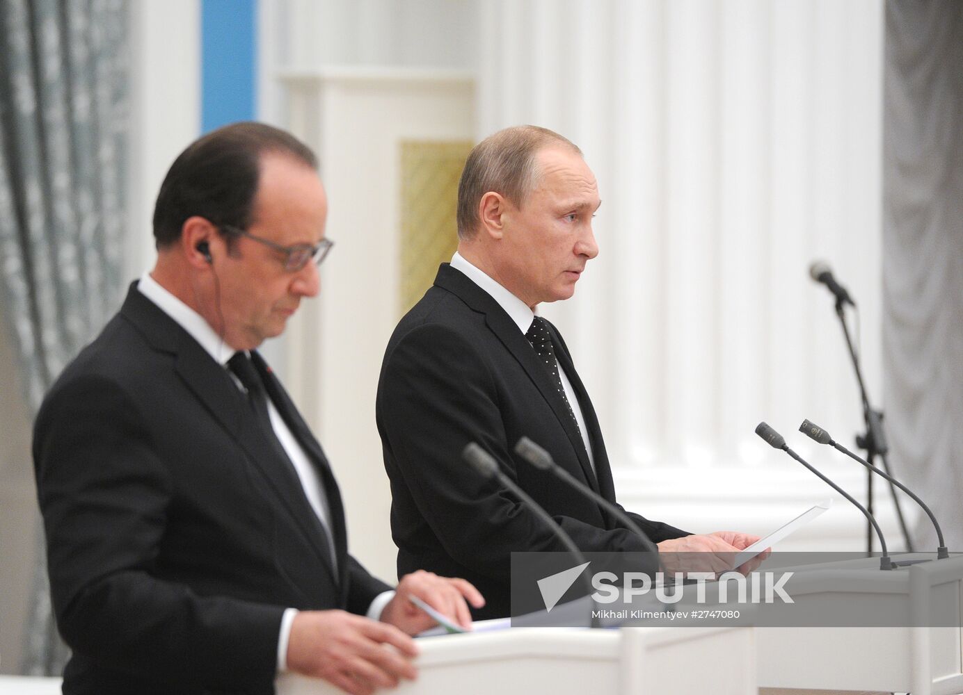 President Putin meets with French President François Hollande